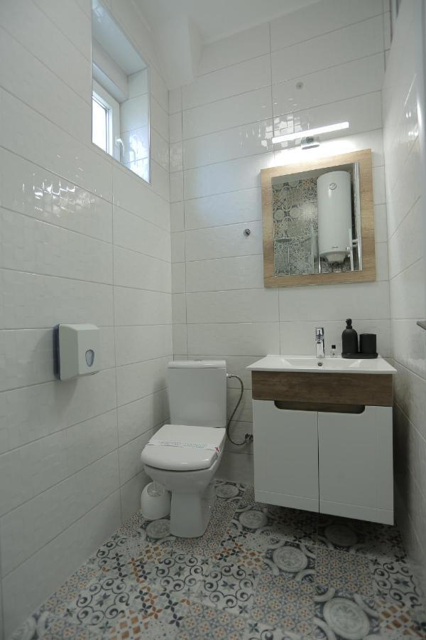 Bonanza Apartments Ni Eksteriør billede