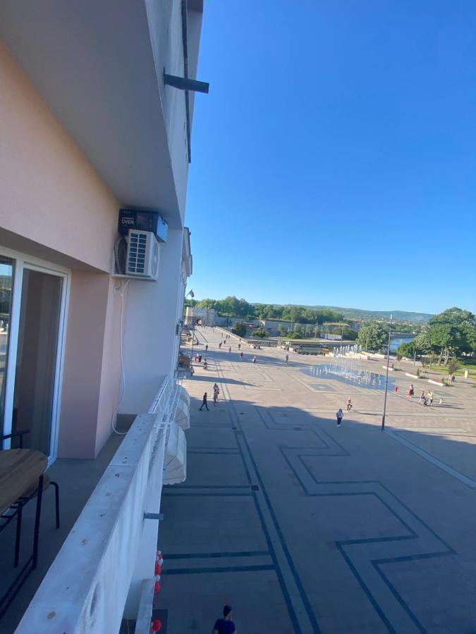 Bonanza Apartments Ni Eksteriør billede